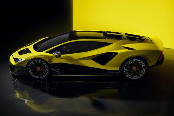   Lamborghini  Fenomeno - 2