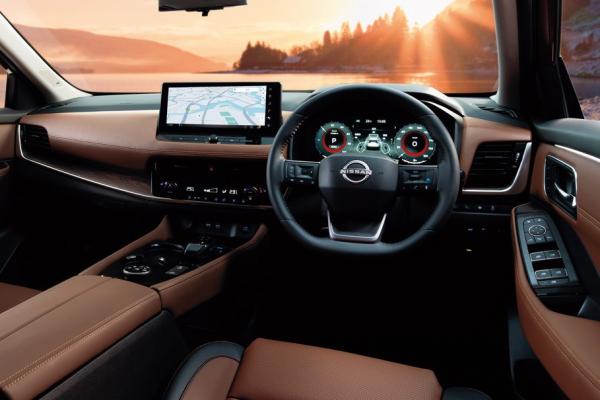 Nissan X-Trail:    Nismo - 1