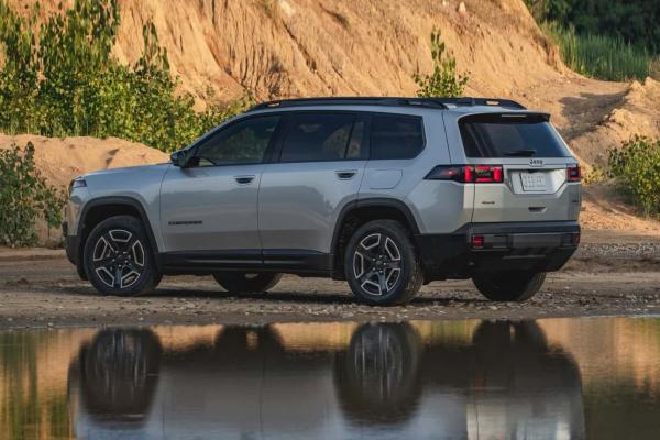 Jeep Cherokee вернулся после смены поколения - 1