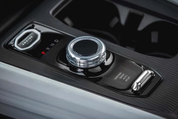 Jeep Cherokee вернулся после смены поколения - 3