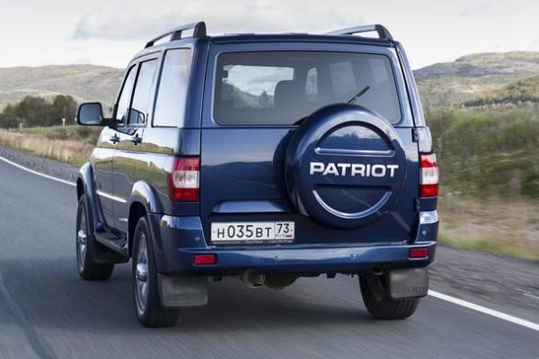 UAZ Patriot    - 1