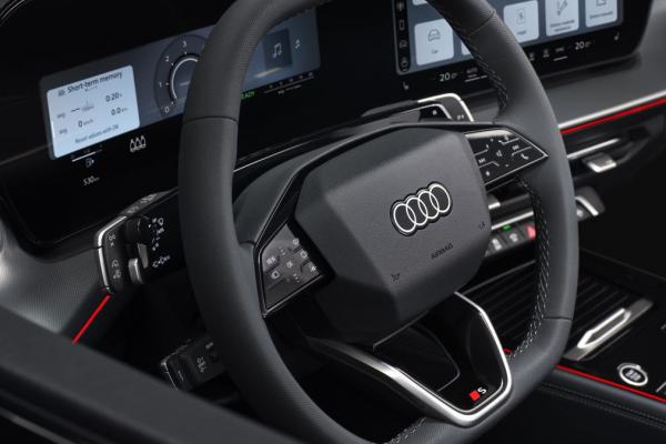 Audi   Q3 Sportback - 3