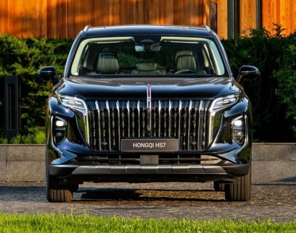 Hongqi HS7. Фото Hongqi