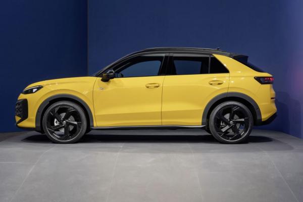 Volkswagen сменил поколение T-Roc - 1