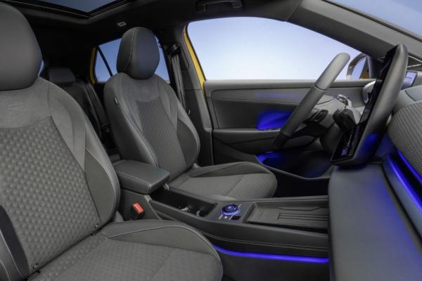 Volkswagen сменил поколение T-Roc - 3