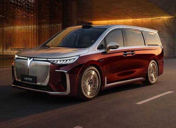 Voyah Dreamer.  Voyah