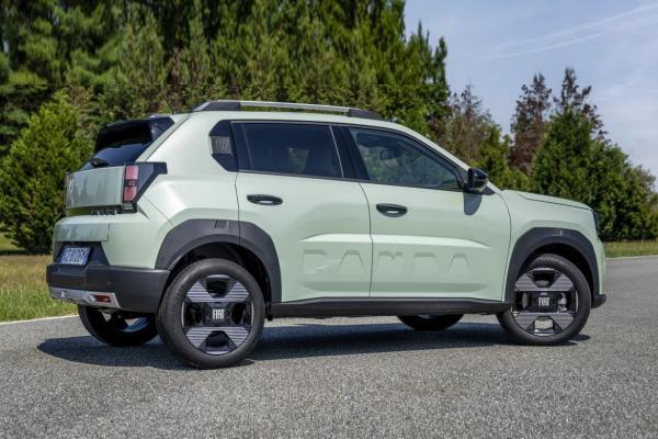 Fiat    Grande Panda  - 2