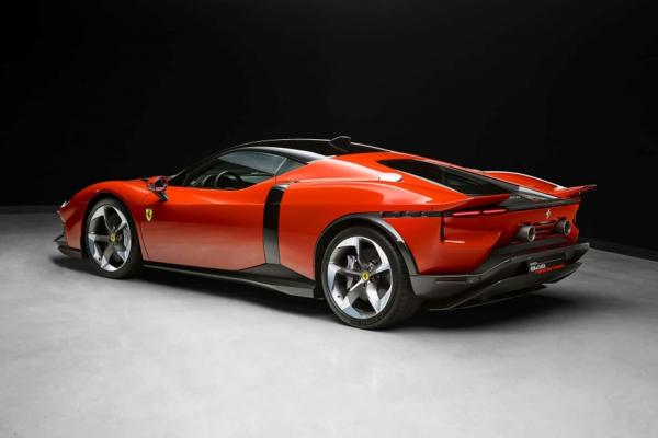 Ferrari    Testarossa - 5