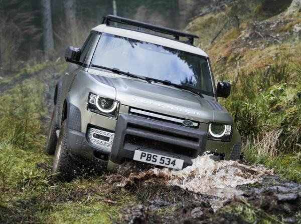 Land Rover  Defender.  Land Rover 