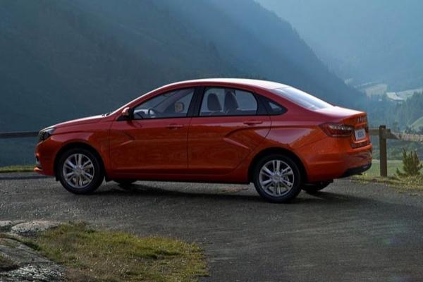 "АвтоВАЗ" отзывает более 22 тысяч Lada Vesta - 1