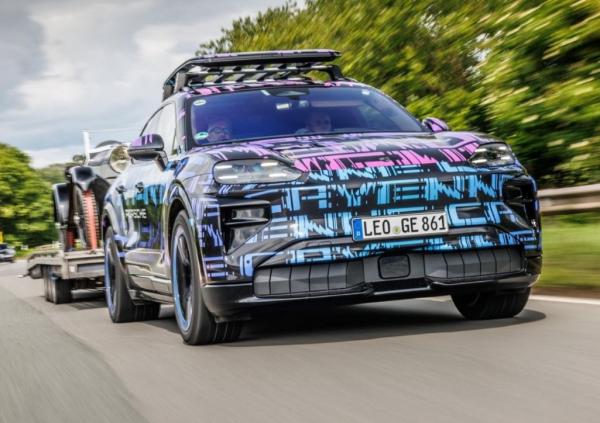 Porsche  Cayenne Electric.  Porsche 