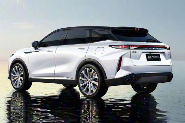 Exeed обновил технику RX - 3