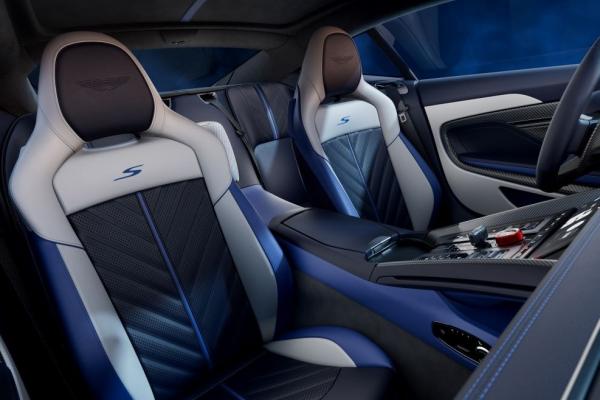 Aston Martin "" DB12  - 2