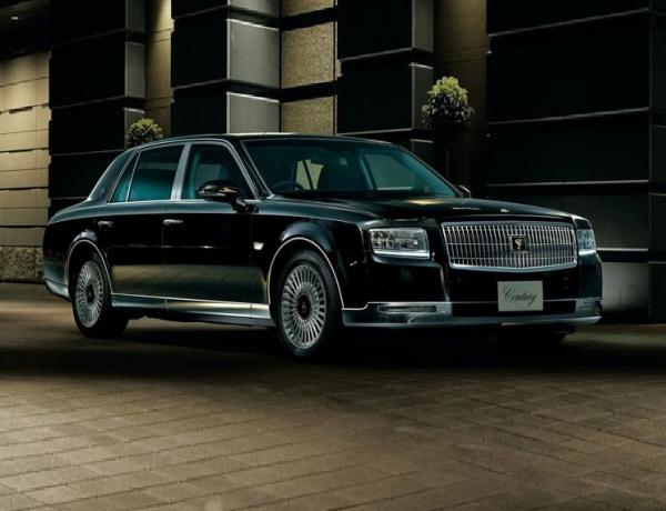 Toyota Century.  Toyota 