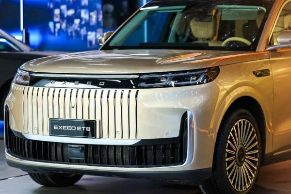 Exeed представил новый большой гибрид - 3