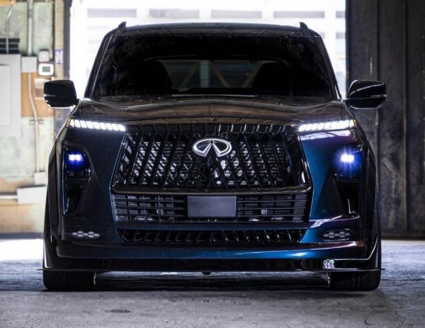 Infiniti QX80 R-Spec.  Infiniti