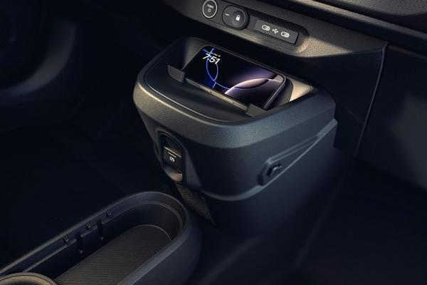 Renault Twingo стал на поколение старше - 4