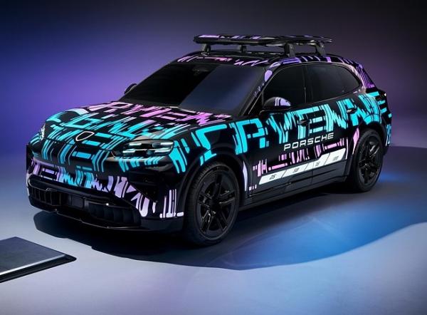 Porsche Cayenne Electric.   Porsche 