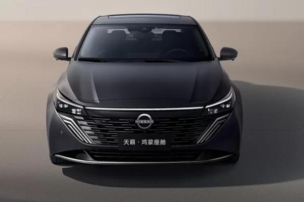 Nissan     Teana - 4