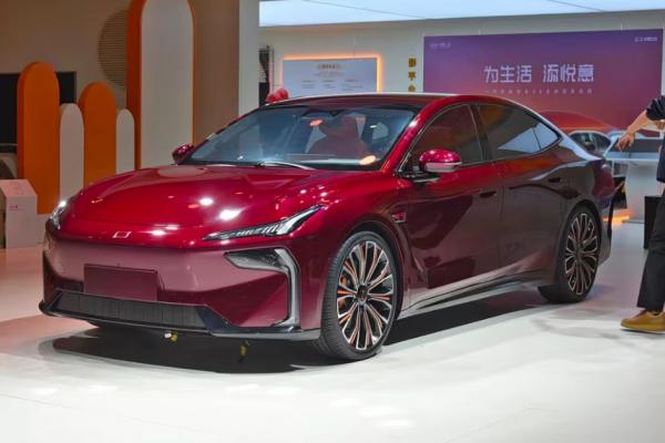 FAW выкатила флагманский Bestune Joyee 08 - 2