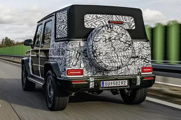 Mercedes G-Class     - 1