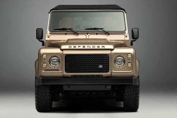 Первый Land Rover Defender еще жив. И даже обновляется - 3