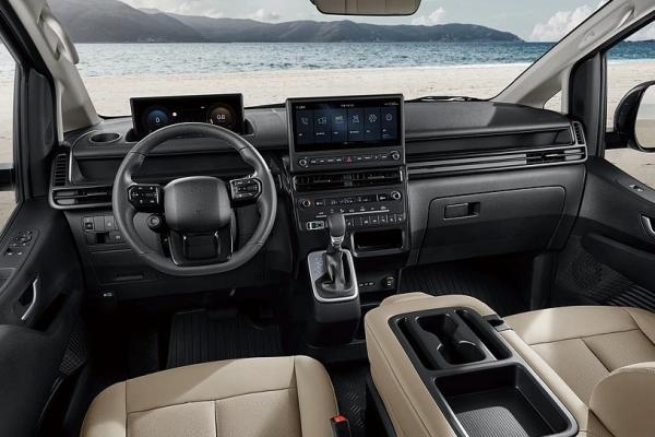 Hyundai Staria пережили первый рестайлинг - 2