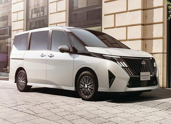 Nissan Serena. Фото Nissan