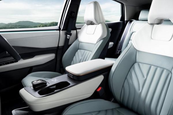 Nissan ������� ������ �� Ariya - 2