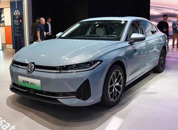 Volkswagen Passat. ����  Autohome