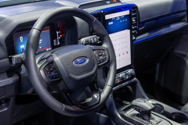 Ford ������� ����� ������ Everest - 1