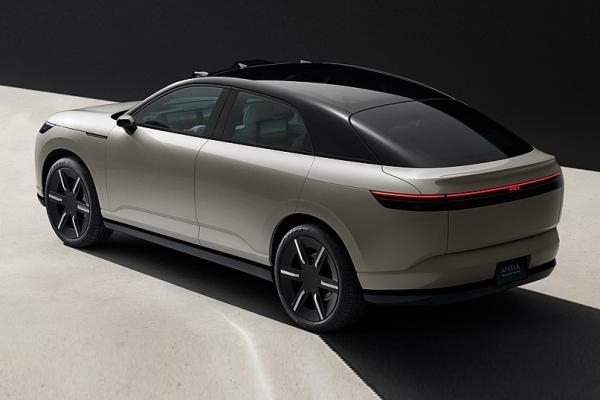 Honda сделала кроссовер вместе с Sony - 1