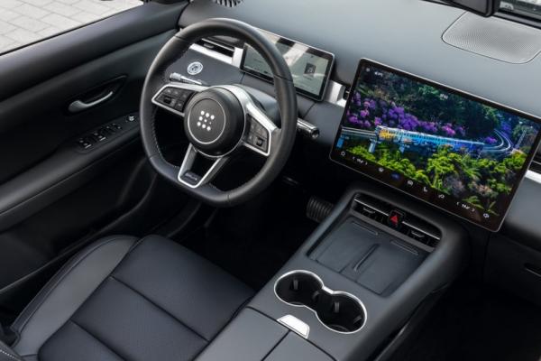 Evolute ����� ������� ��������������� i-Space  - 1