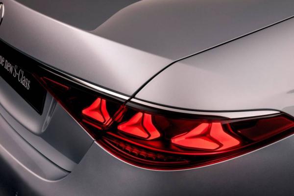 �����������  Mercedes S-Class: ��������� ���� � ��������� - 1