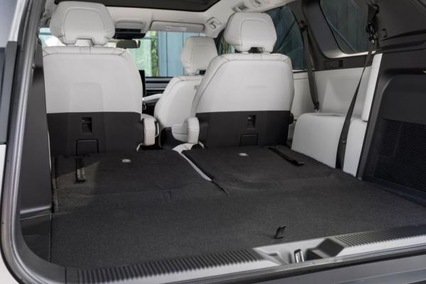 Toyota ����������� ���������� ����� Highlander - 4