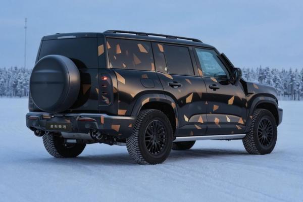 Geely ��������� �������� Galaxy Cruiser - 3