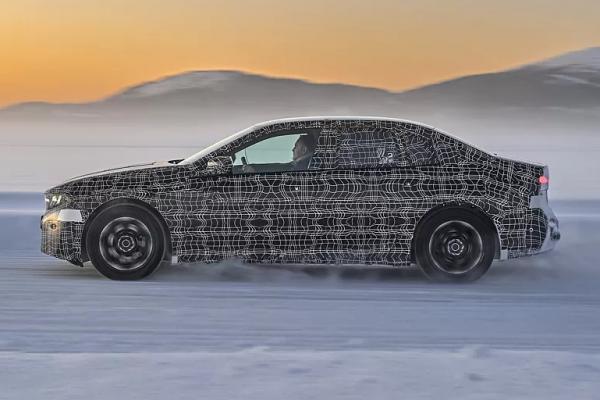 BMW ���������� ������������  i3 - 1