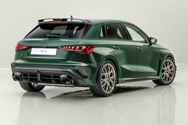 Audi ��������� ������ � ����� ������� RS 3 - 1