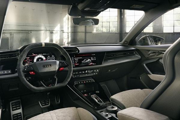 Audi ��������� ������ � ����� ������� RS 3 - 2