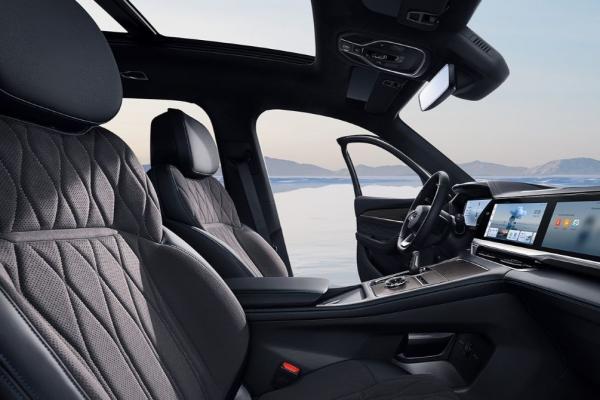 Geely ���������� ��������� ����������  Monjaro - 3