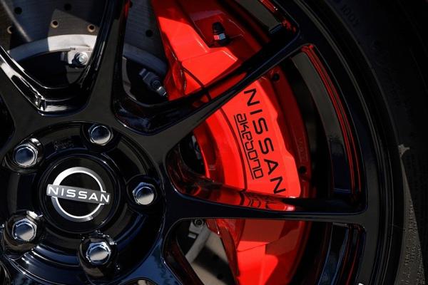 ���������� Nissan Z ������� "�����" - 2