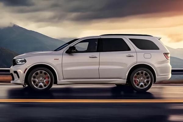 Dodge возвращает в строй Durango с большим V8 - 1