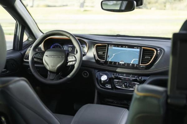 Chrysler Pacifica �������� ����� �������� - 1