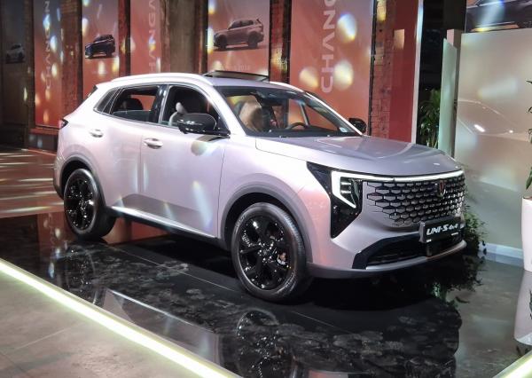 Changan Uni-S. ���� Changan � CarExpert.ru