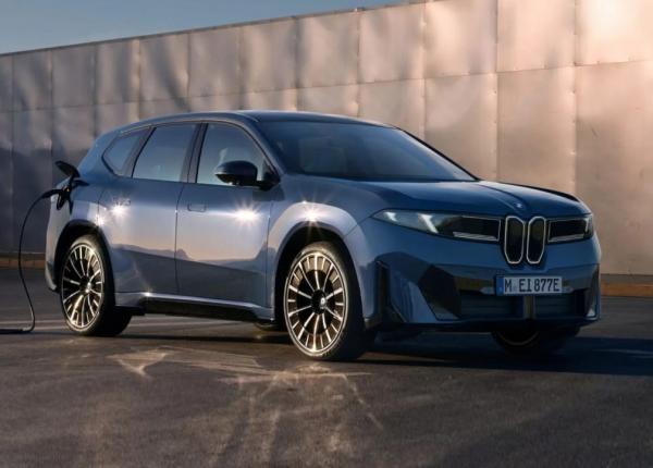 BMW iX3. Фото BMW