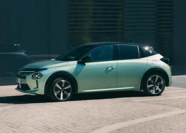 Lancia Ypsilon. ���� Lancia 