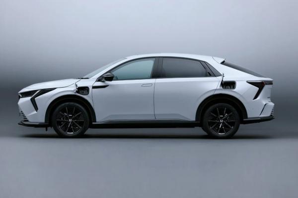 ������������ Honda Insight ������� �� ����� - 1