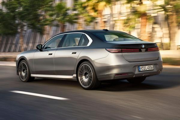 BMW 7-Series ���������� ������� - 1