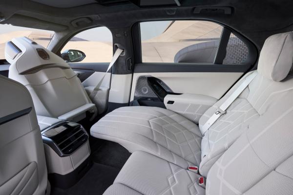 BMW 7-Series ���������� ������� - 4