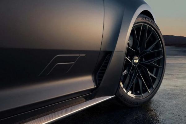 Cadillac "�����������" ����� CT5-V Blackwing - 2